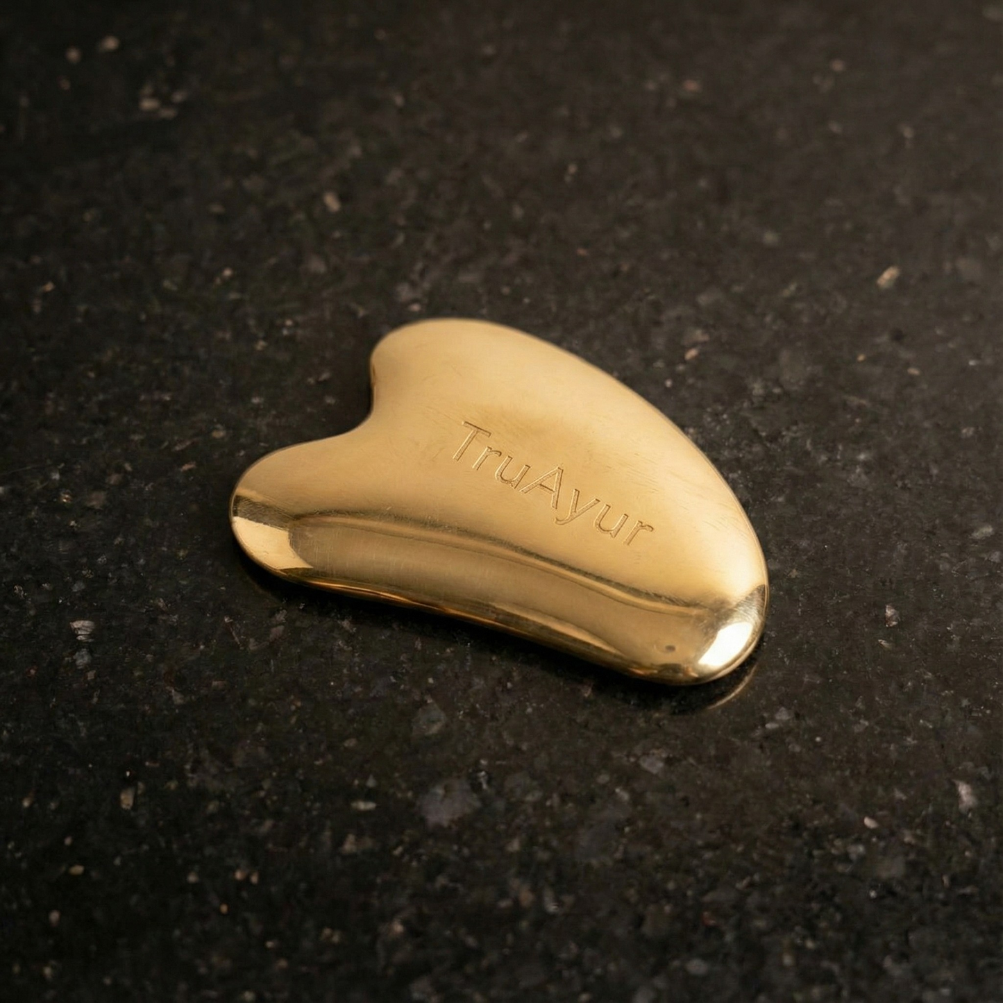 Kansa Gua Sha skulptuuri ja liftingu jaoks